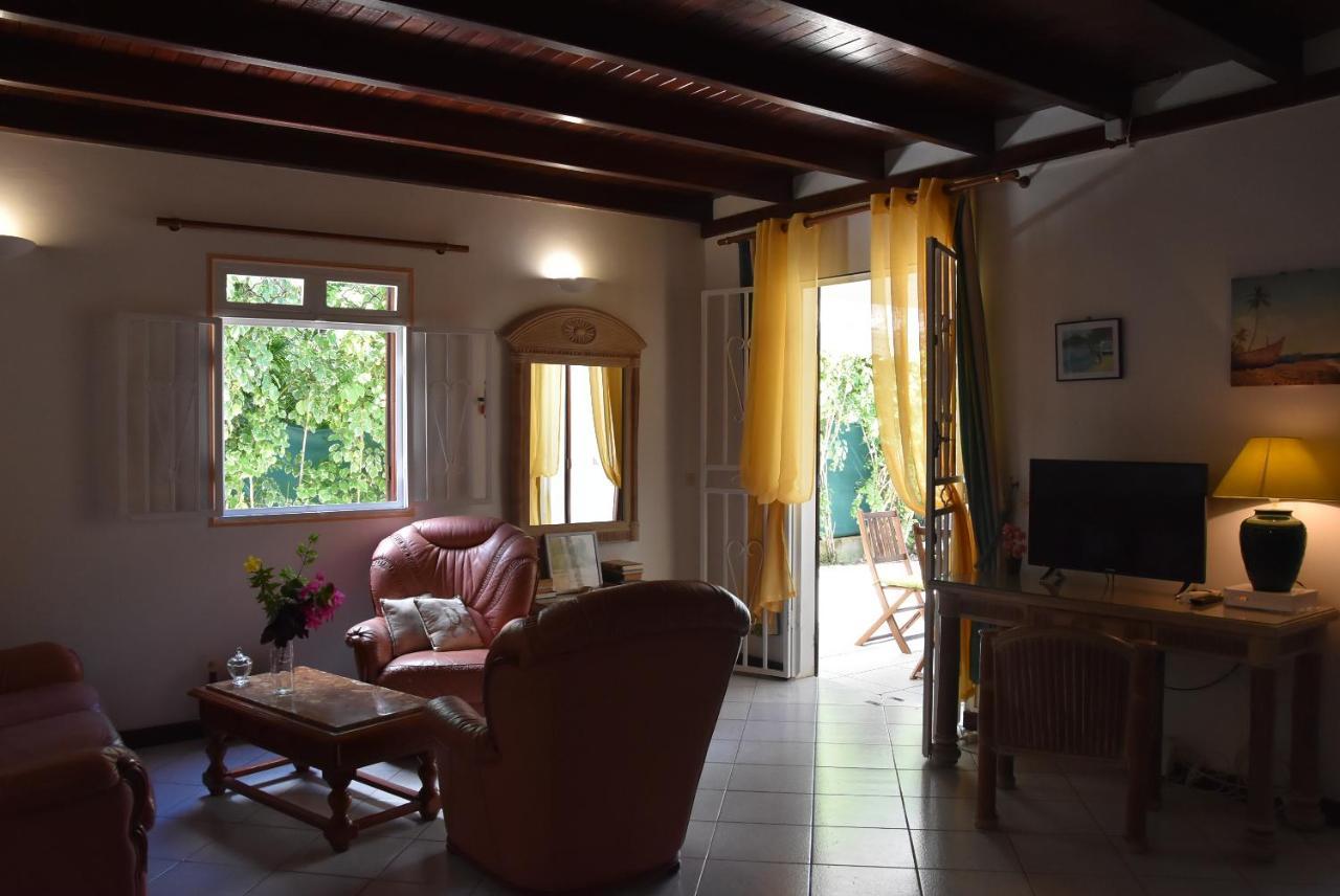 Maison Rose Cayenne Saint-Francois (Grande-Terre) Exterior photo